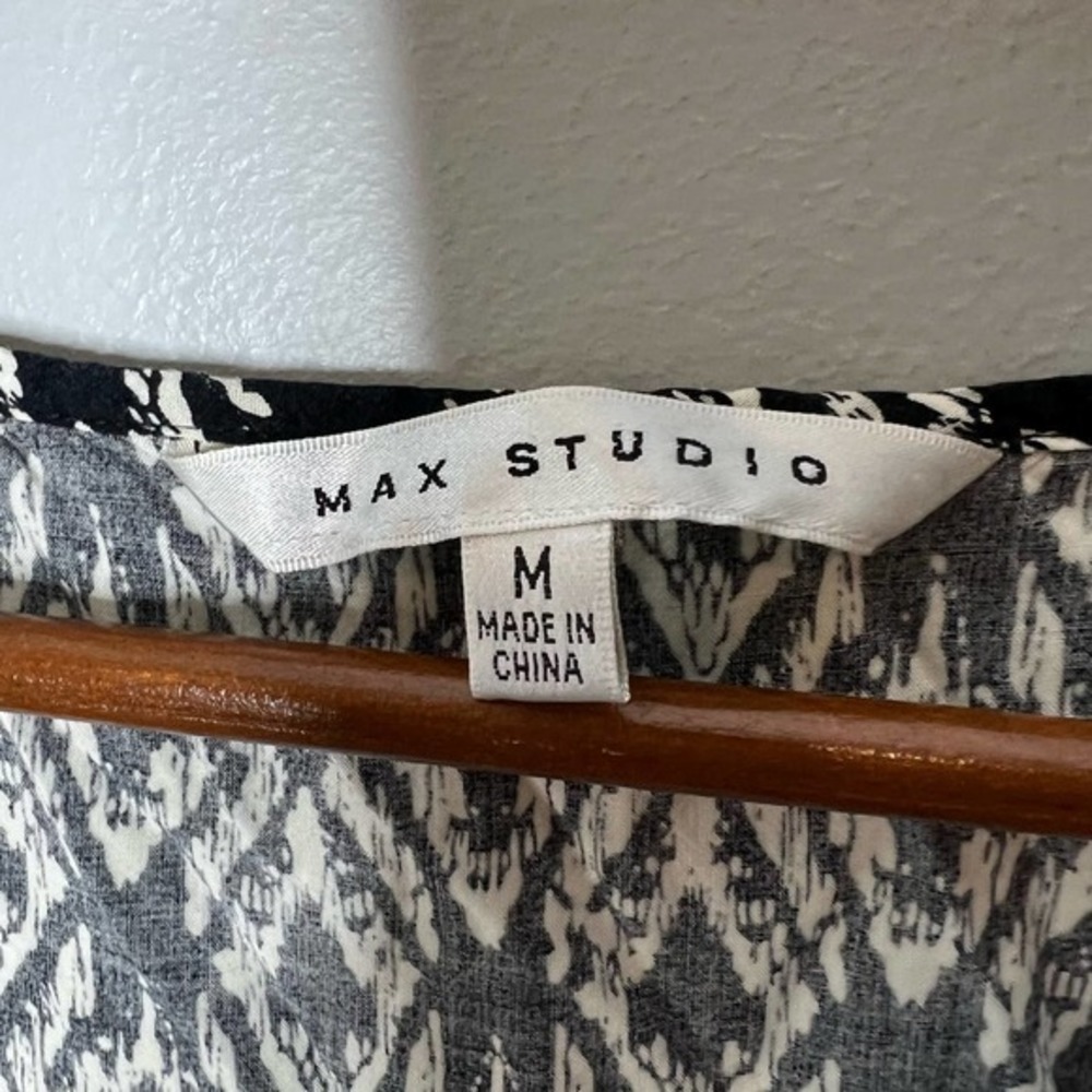 Max Studio black & white ikat sleeveless cropped jumpsuit pockets size medium - Picture 5 of 8